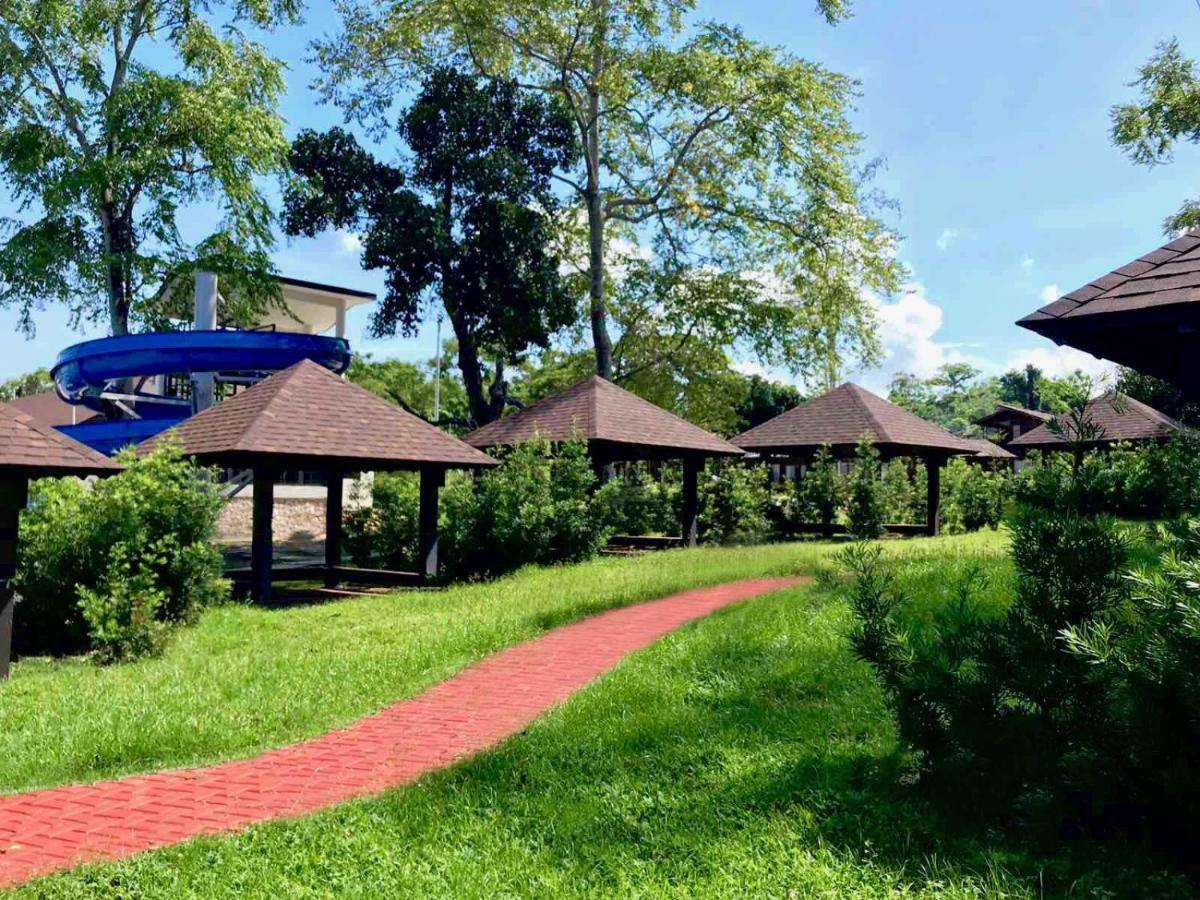 Crusoe Cabins Costa Azalea Samal Esterno foto