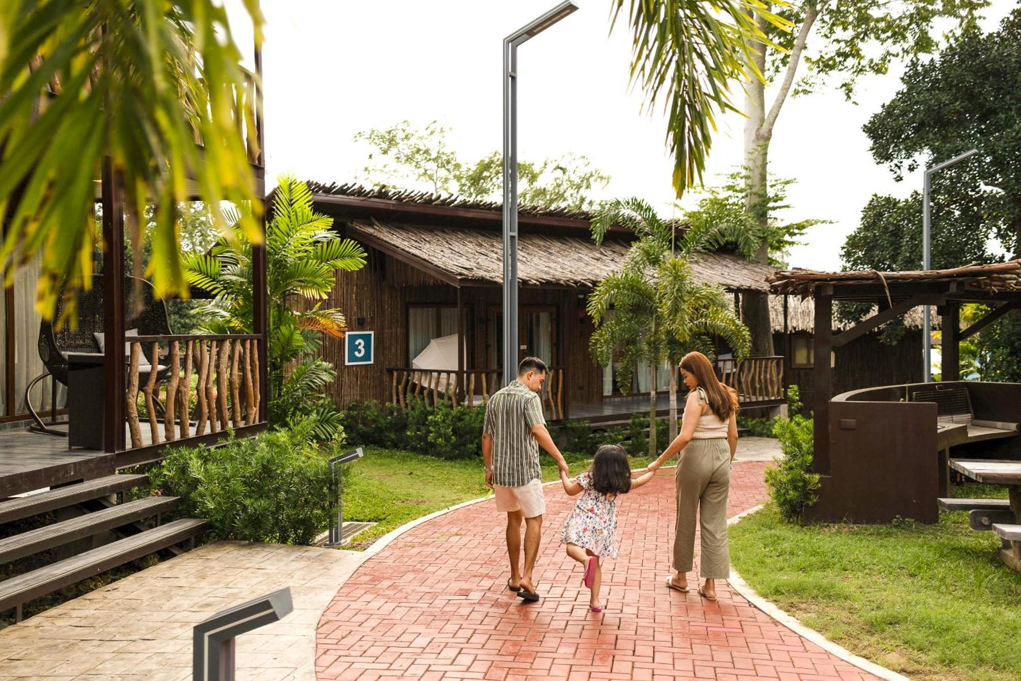 Crusoe Cabins Costa Azalea Samal Esterno foto